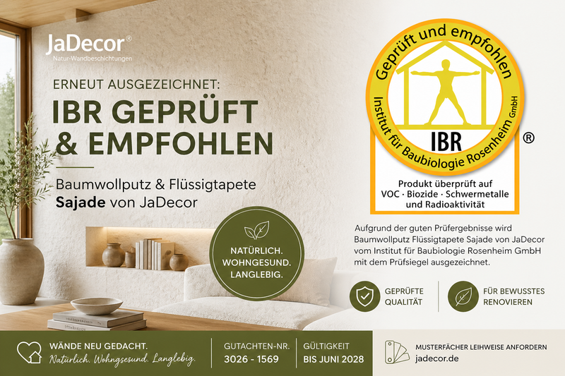 Beispielbild: JaDecor Sajade Baumwollputz & Flüssigtapete mit IBR-Auszeichnung, Prüfsiegel und Hinweis auf wohngesunde, geprüfte Wandgestaltung.